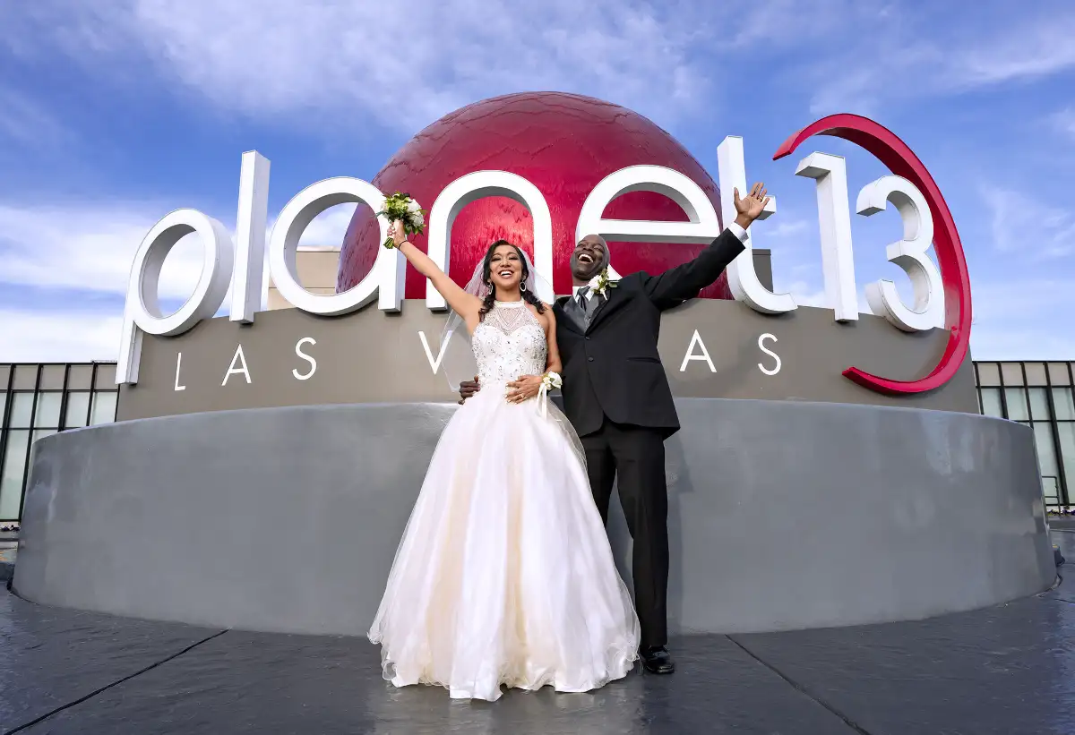 Las Vegas Cannabis Weddings Bride and groom marry at Planet 13